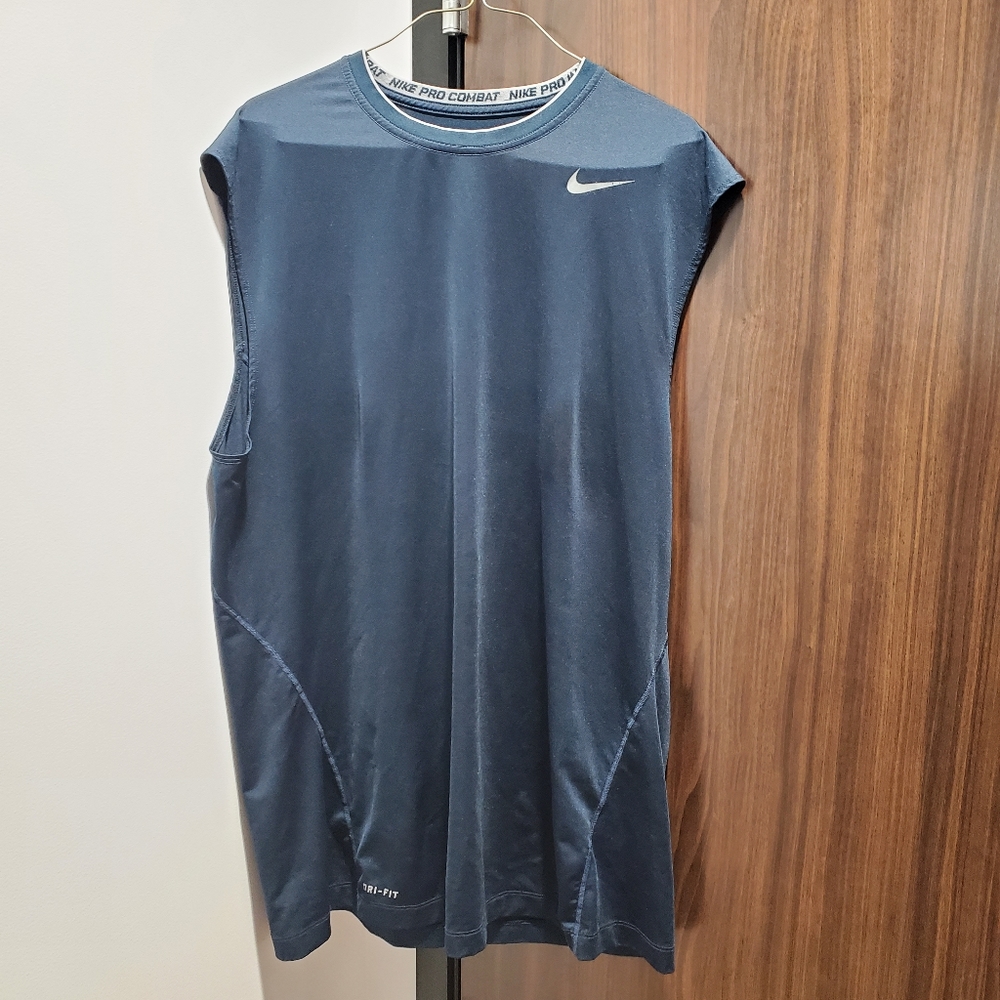 Nike pro combat shirt men's xl